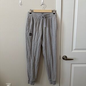 Under Armour Joggers – Men’s Medium (Grey)